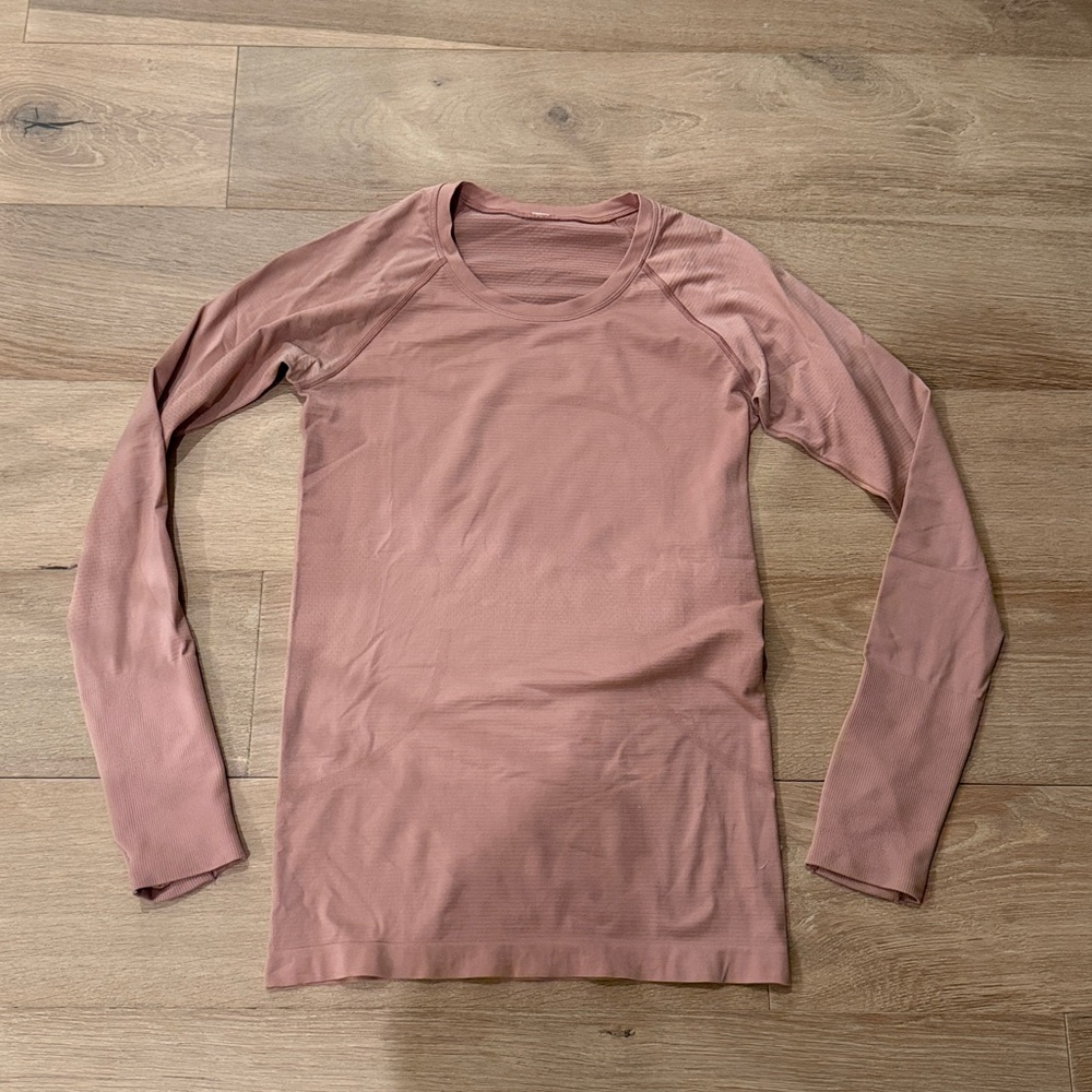 Lululemon Swiftly Tech